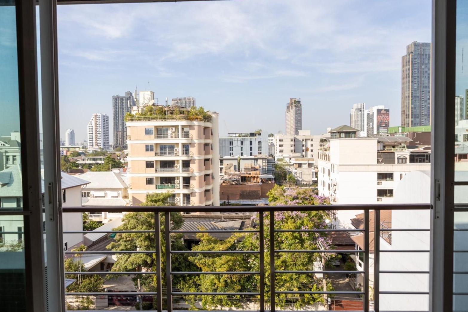 P Villa Lamoon Thonglor Bangkok Dış mekan fotoğraf