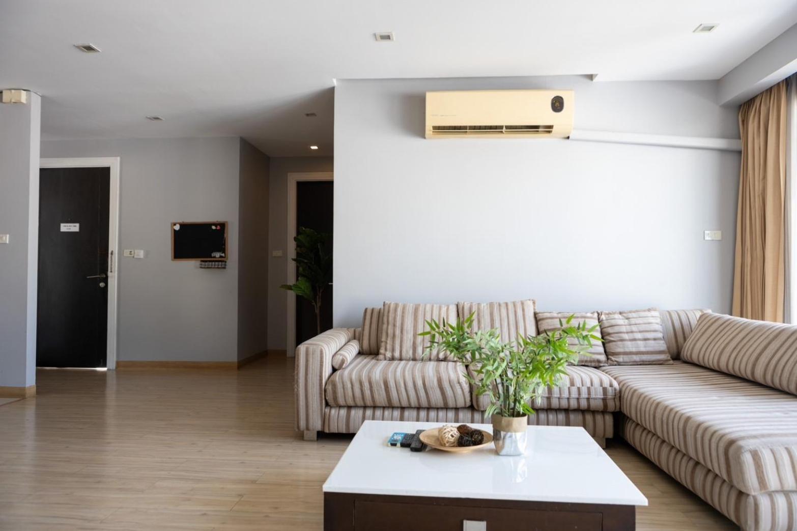 P Villa Lamoon Thonglor Bangkok Dış mekan fotoğraf